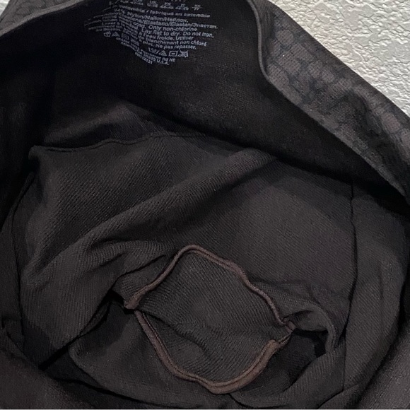 SPANX Look at Me Now Seamless Leggings in Brown Croc Print Size L - Picture 9 of 14